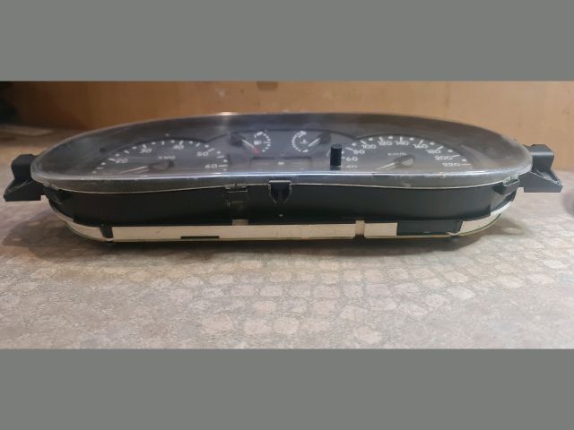 bontott RENAULT THALIA Kilométeróra