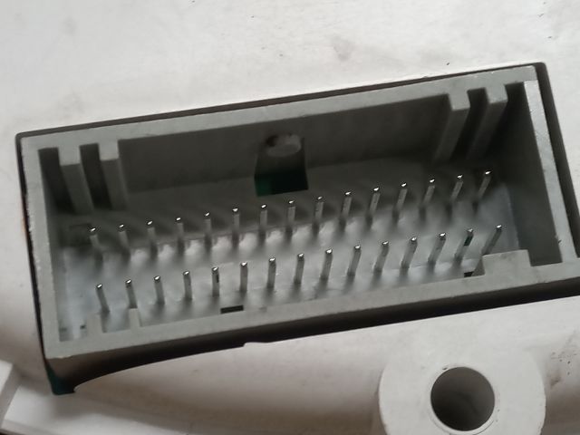 bontott RENAULT THALIA Kilométeróra