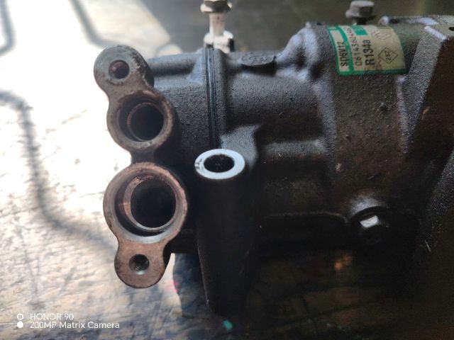 bontott RENAULT THALIA Klímakompresszor