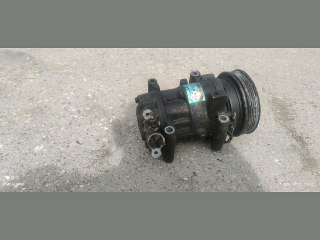 bontott RENAULT THALIA Klímakompresszor