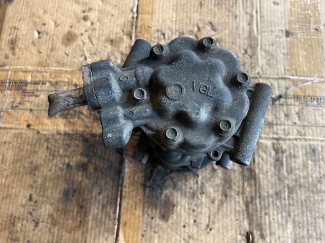 bontott RENAULT THALIA Klímakompresszor