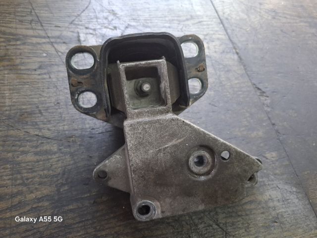 bontott RENAULT THALIA Motor Tartó Bak (Fém)