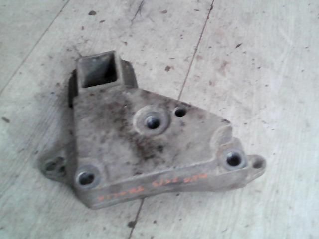 bontott RENAULT THALIA Motor Tartó Bak (Fém)