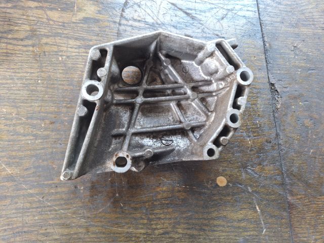 bontott RENAULT THALIA Motor Tartó Bak (Fém)