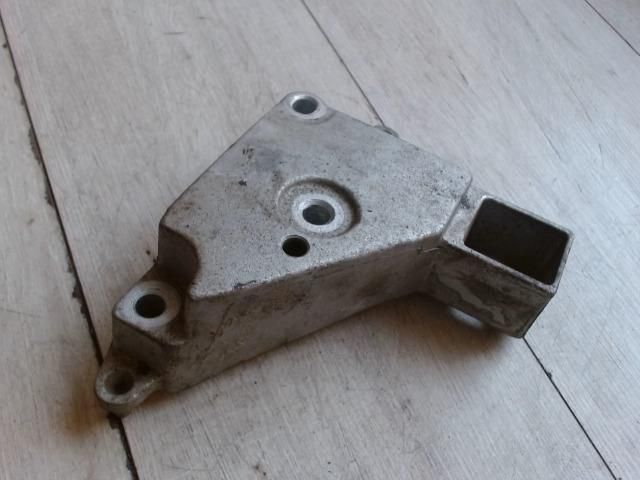 bontott RENAULT THALIA Motor Tartó Bak (Fém)