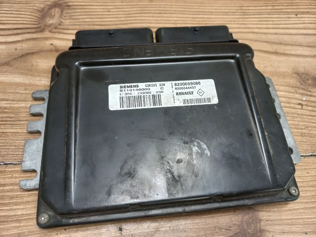 bontott RENAULT THALIA Motorvezérlő