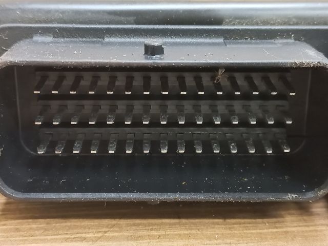 bontott RENAULT THALIA Motorvezérlő