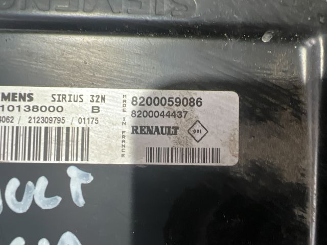 bontott RENAULT THALIA Motorvezérlő