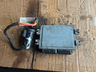 bontott RENAULT THALIA Motorvezérlő