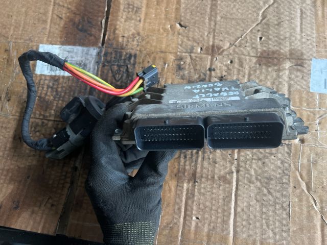 bontott RENAULT THALIA Motorvezérlő