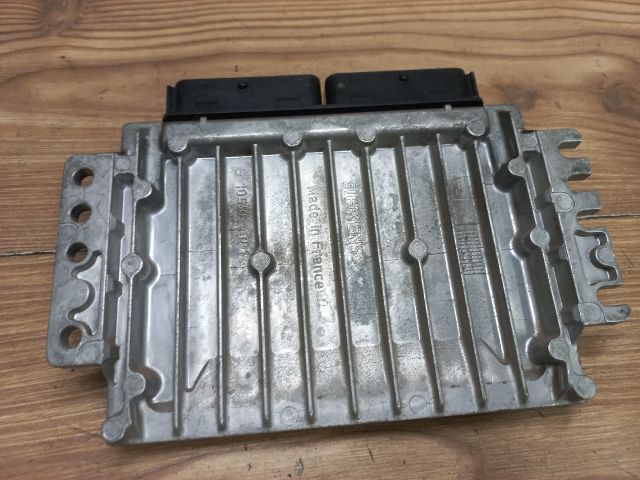 bontott RENAULT THALIA Motorvezérlő