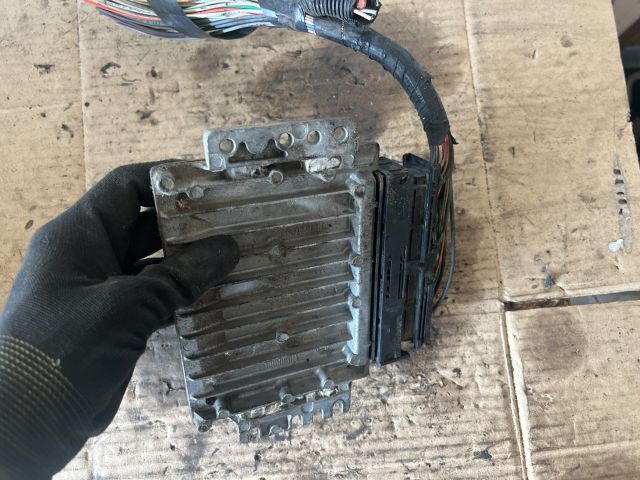 bontott RENAULT THALIA Motorvezérlő