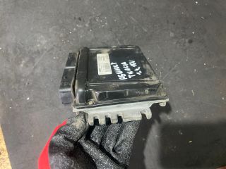 bontott RENAULT THALIA Motorvezérlő