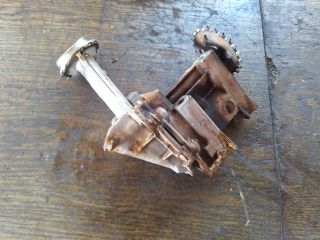 bontott RENAULT THALIA Olajszivattyú