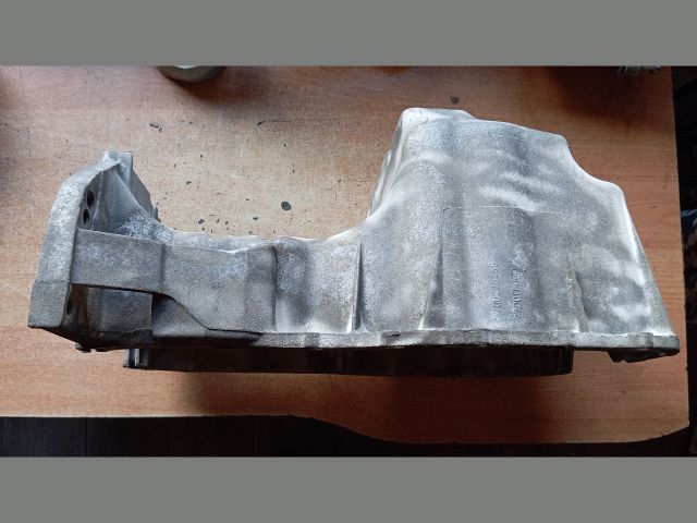 bontott RENAULT THALIA Olajteknő