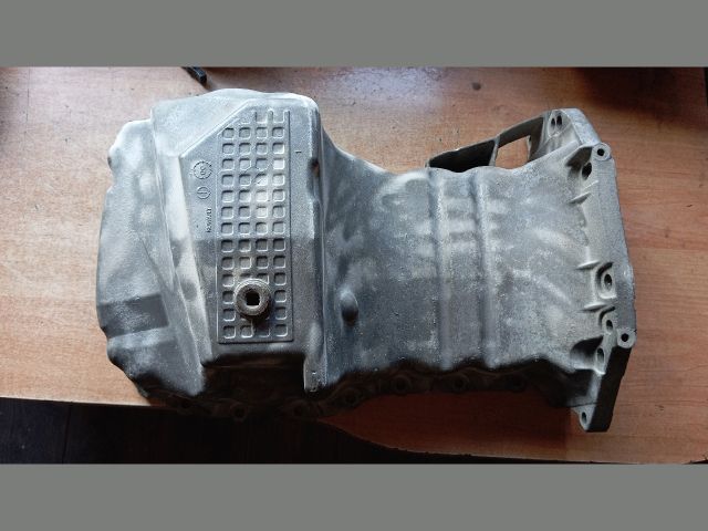 bontott RENAULT THALIA Olajteknő