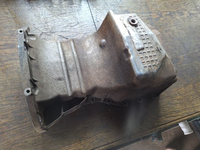 bontott RENAULT THALIA Olajteknő