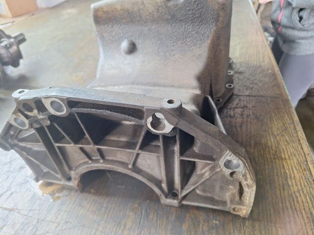 bontott RENAULT THALIA Olajteknő