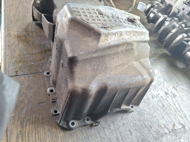 bontott RENAULT THALIA Olajteknő