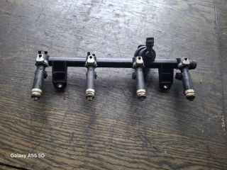 bontott RENAULT THALIA Porlasztó Sor / Híd