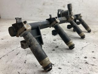 bontott RENAULT THALIA Porlasztó Sor / Híd