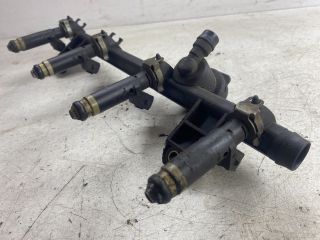 bontott RENAULT THALIA Porlasztó Sor / Híd