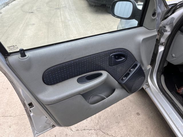 bontott RENAULT THALIA Üzemanyag Szivattyú