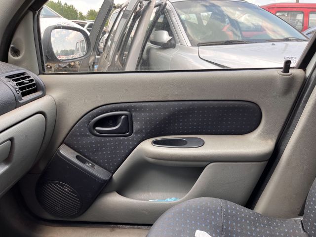 bontott RENAULT THALIA Üzemanyag Szivattyú