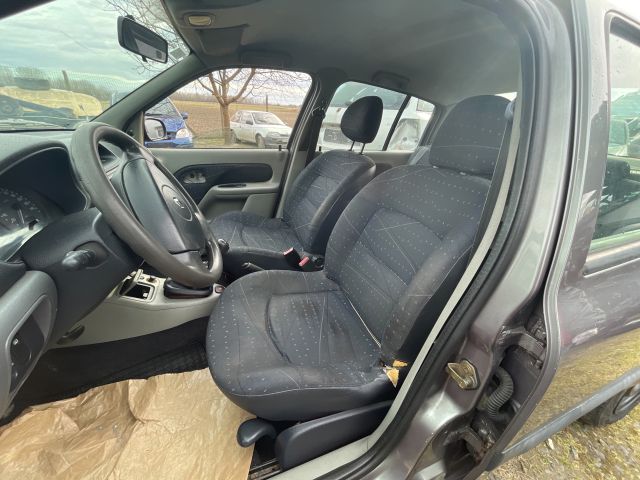 bontott RENAULT THALIA Üzemanyag Szivattyú