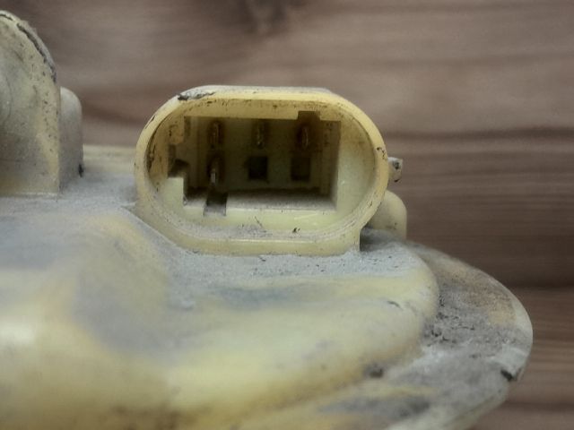 bontott RENAULT THALIA Üzemanyag Szivattyú