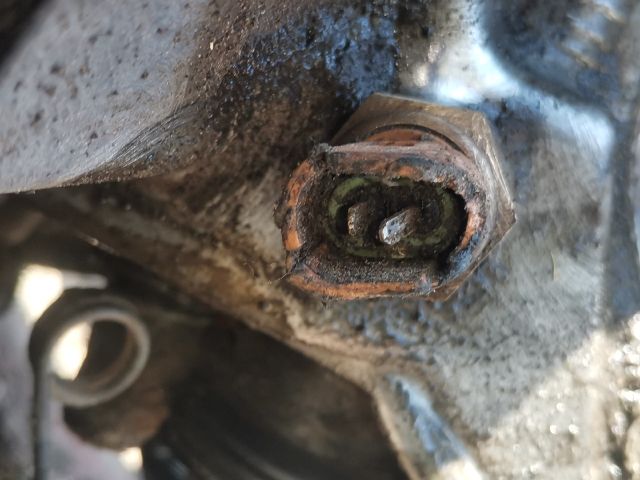 bontott RENAULT THALIA Váltó (Mechanikus)