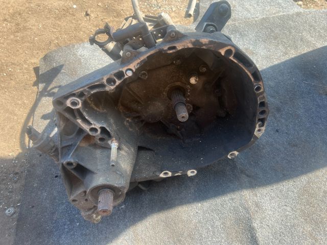 bontott RENAULT THALIA Váltó (Mechanikus)
