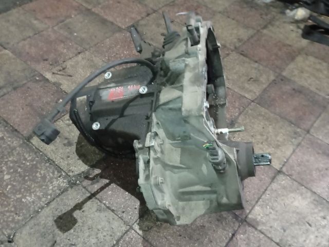 bontott RENAULT THALIA Váltó (Mechanikus)