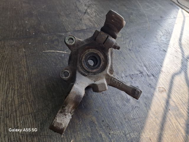 bontott RENAULT THALIA Bal első Csonkállvány Kerékaggyal