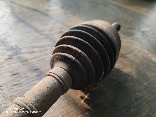 bontott RENAULT THALIA Bal Féltengely