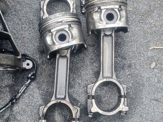bontott RENAULT THALIA Dugattyú és Hajtókar
