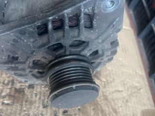 bontott RENAULT THALIA Generátor