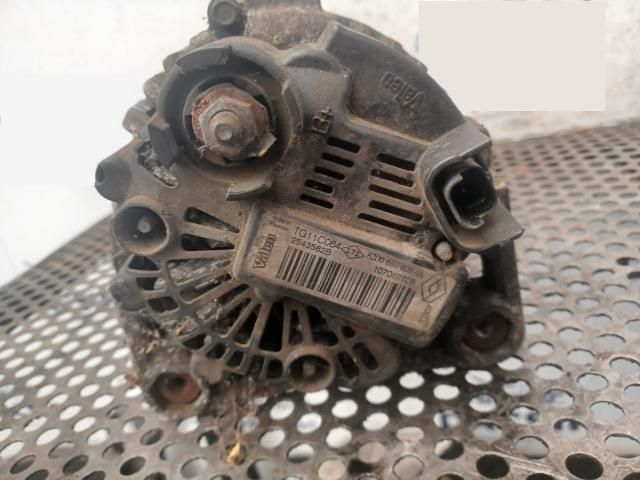 bontott RENAULT THALIA Generátor
