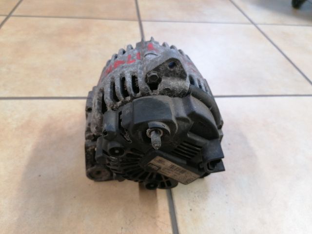 bontott RENAULT THALIA Generátor