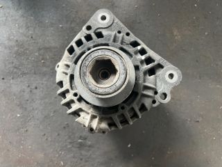 bontott RENAULT THALIA Generátor