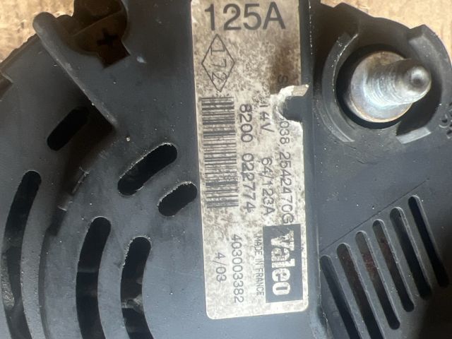 bontott RENAULT THALIA Generátor