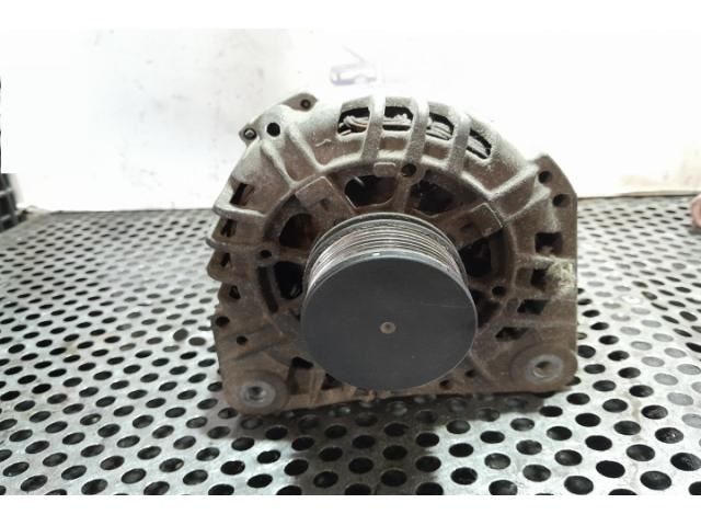 bontott RENAULT THALIA Generátor