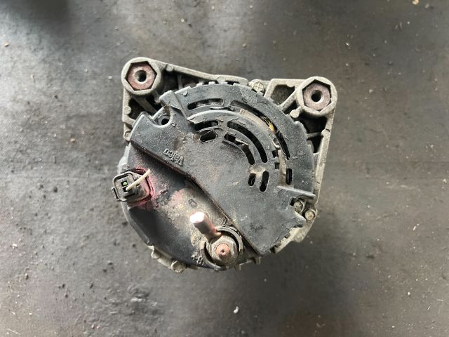 bontott RENAULT THALIA Generátor