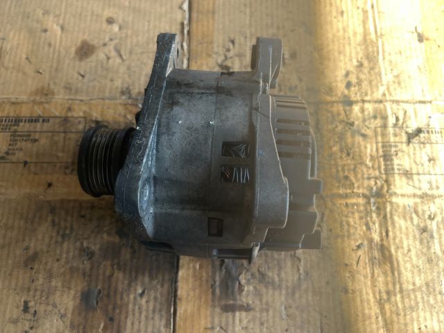 bontott RENAULT THALIA Generátor