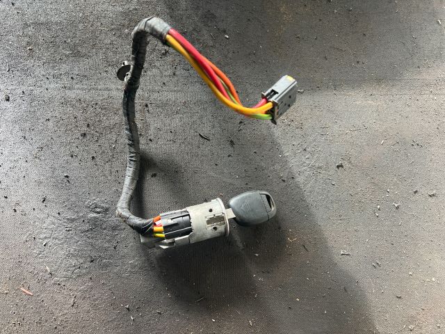 bontott RENAULT THALIA Gyújtáskapcsoló