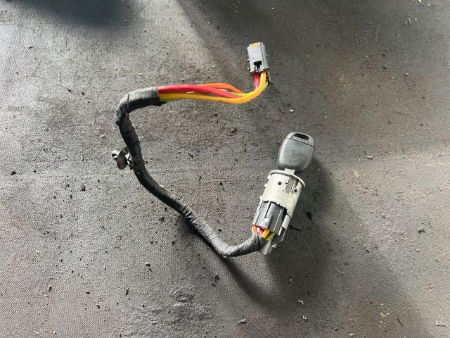 bontott RENAULT THALIA Gyújtáskapcsoló