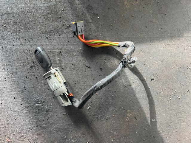 bontott RENAULT THALIA Gyújtáskapcsoló