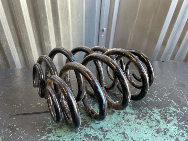 bontott RENAULT THALIA Hátsó Rugó Pár