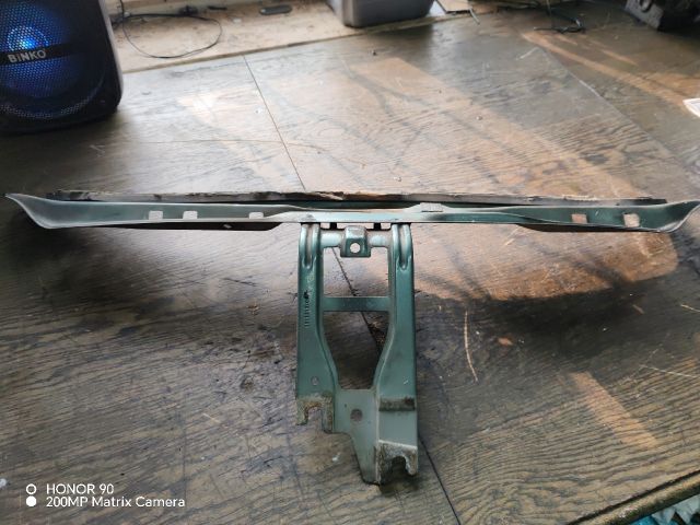 bontott RENAULT THALIA Homlokfal (Üres lemez)