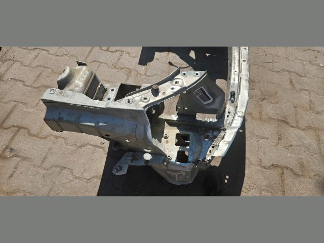 bontott RENAULT THALIA Homlokfal (Üres lemez)